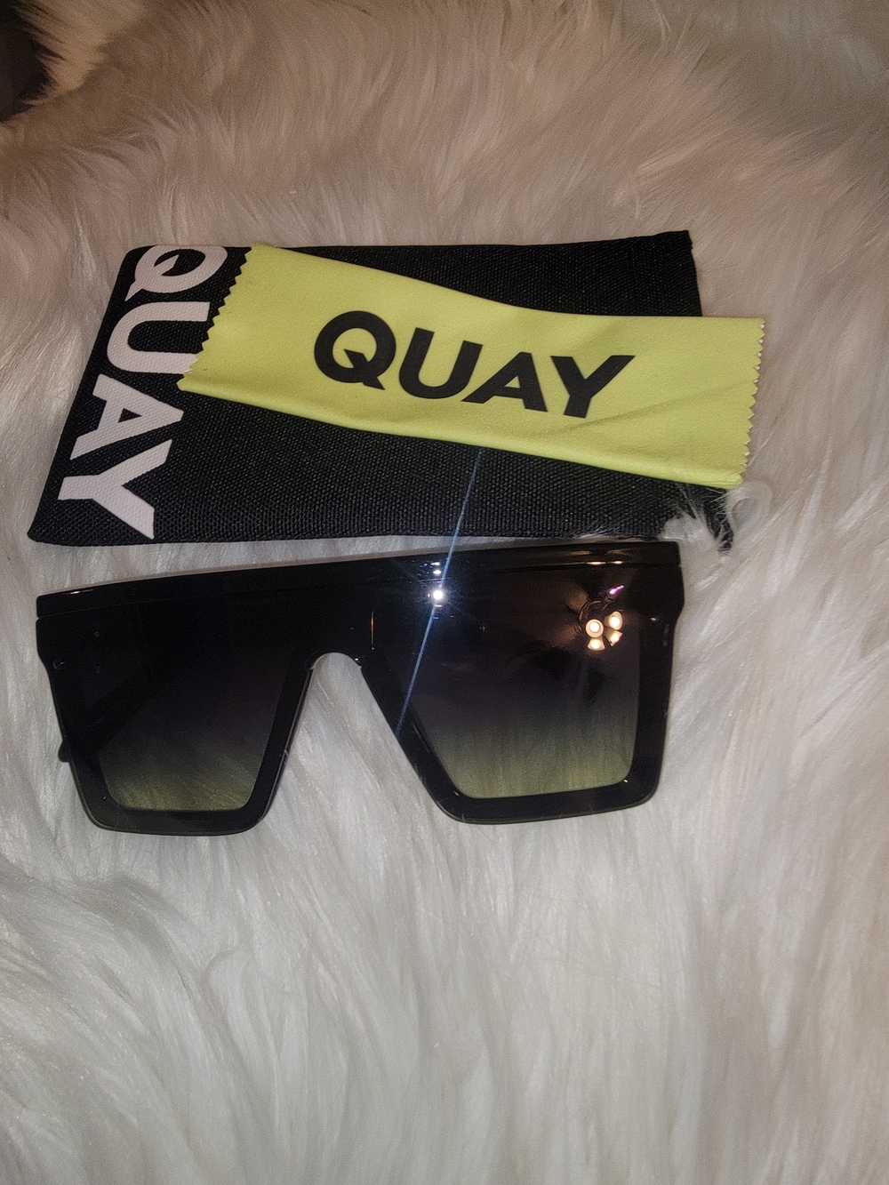 QUAY Hindsight Sunglasses in Black w/ Green Gradient Lenses